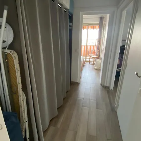 Juan-les-pins, 4 Pieces, 80m2, Luxe Piscine Tennis Apartman *